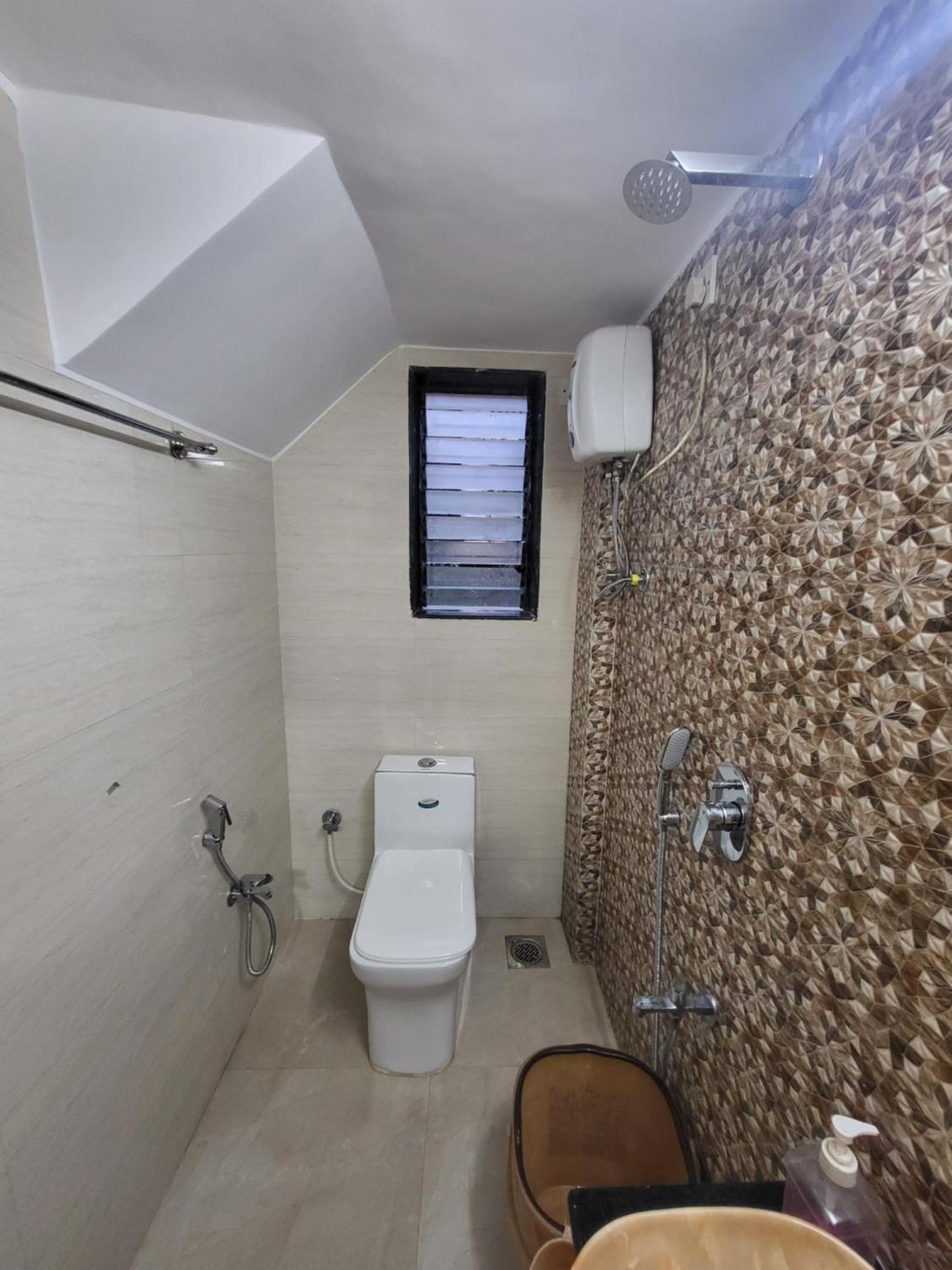 The Perfect Stays Para Disco Big Pool Cricket Turf Villa Lonavala Exterior foto