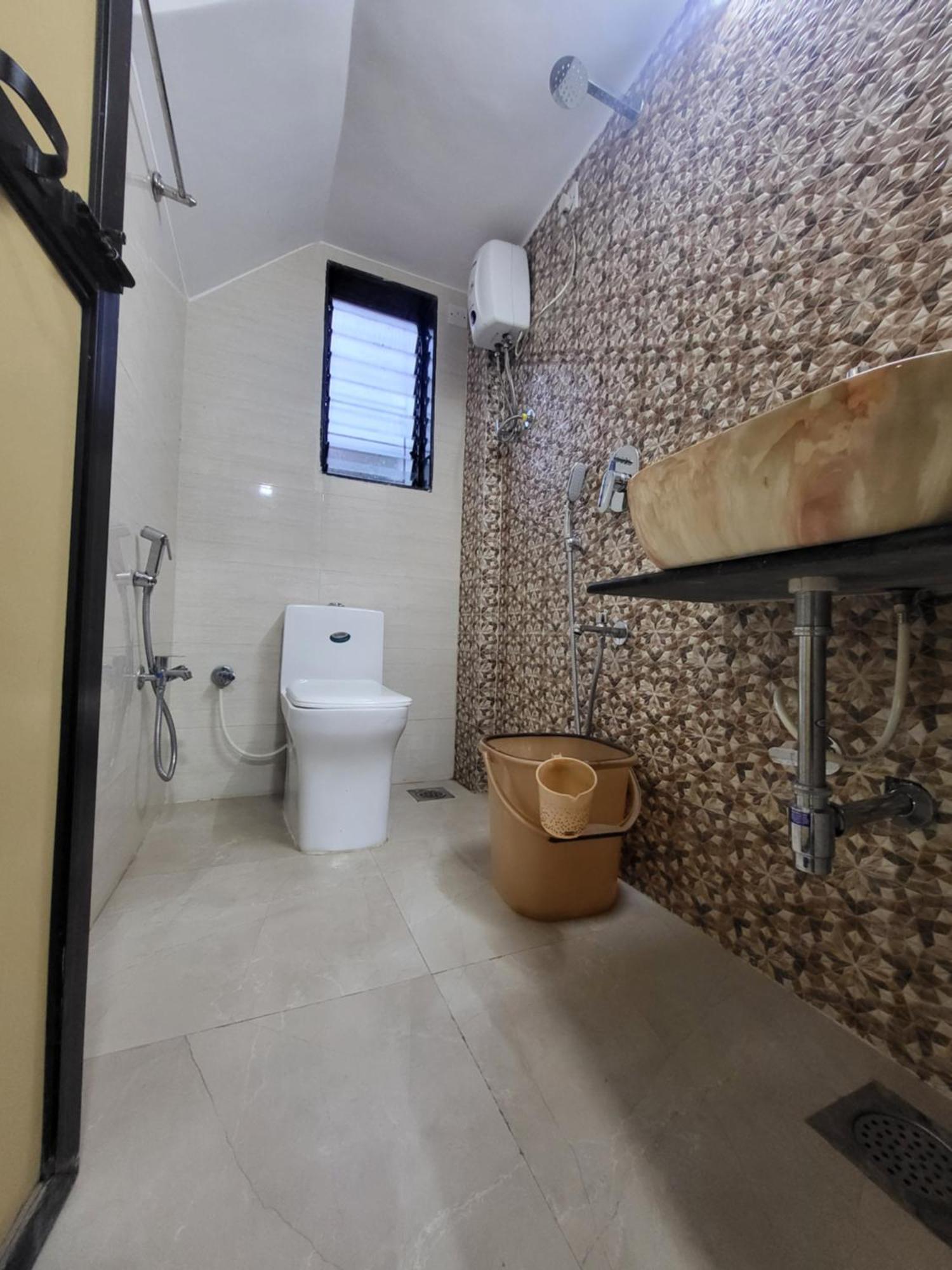The Perfect Stays Para Disco Big Pool Cricket Turf Villa Lonavala Exterior foto